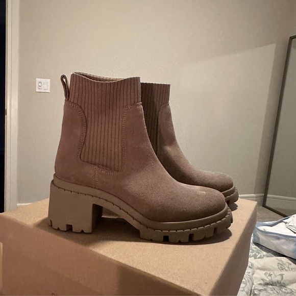 Steve Madden Zappa Boot in Mushroom - Picture 3 of 4